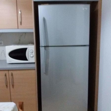 סרנדה Zeta'S Apartments מראה חיצוני תמונה