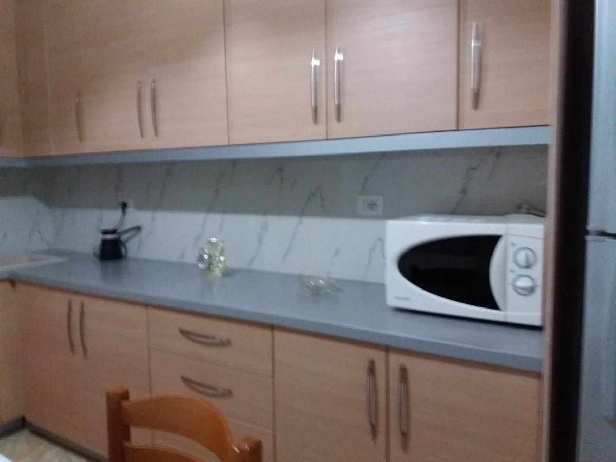 סרנדה Zeta'S Apartments מראה חיצוני תמונה
