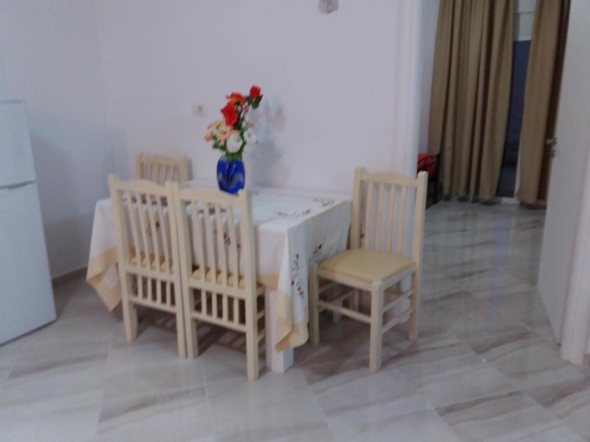 סרנדה Zeta'S Apartments מראה חיצוני תמונה