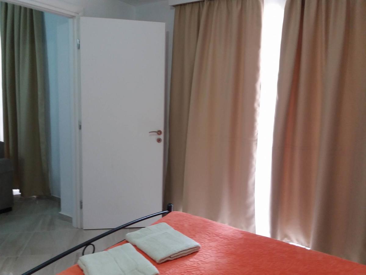 סרנדה Zeta'S Apartments מראה חיצוני תמונה