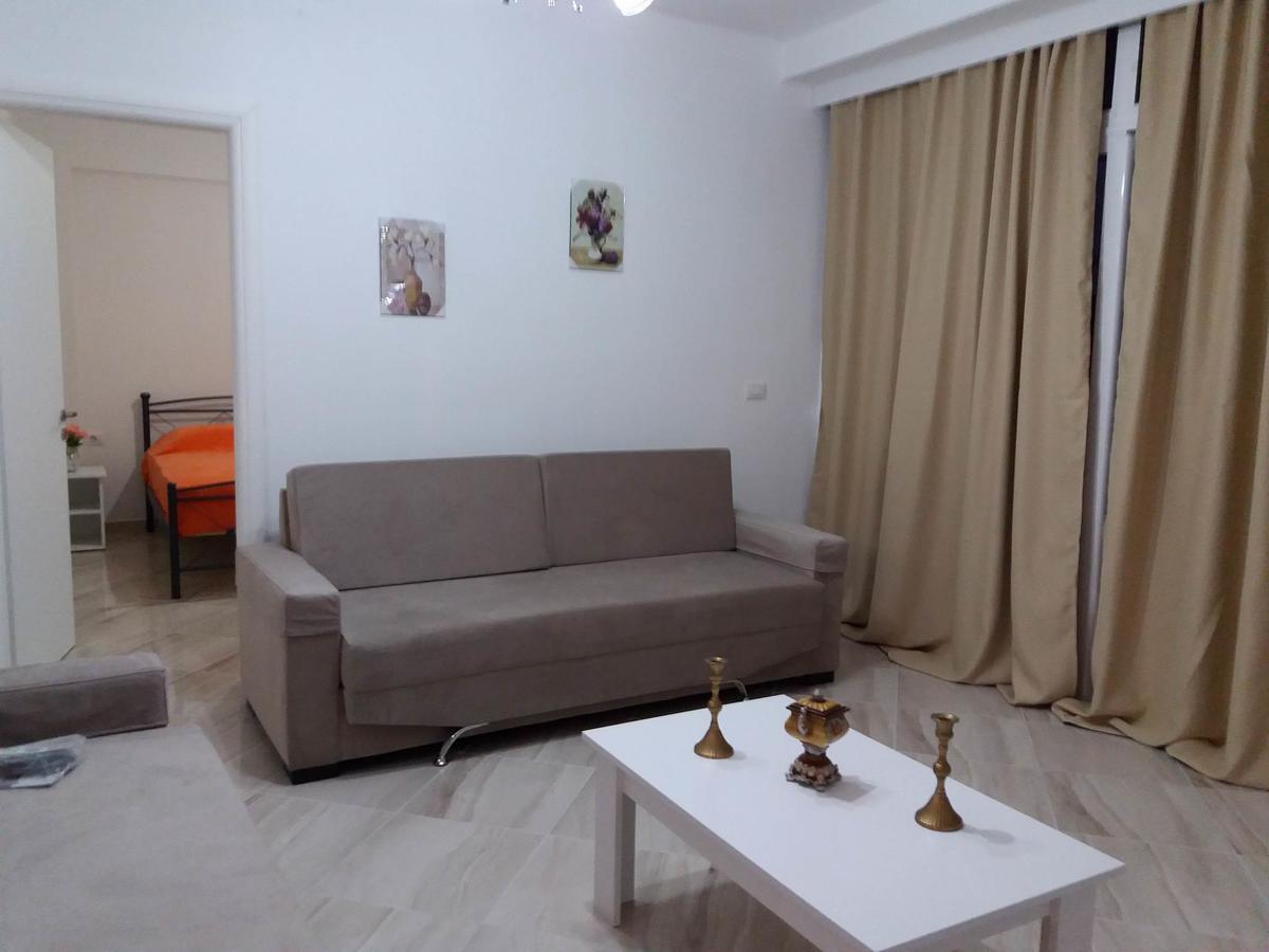 סרנדה Zeta'S Apartments מראה חיצוני תמונה