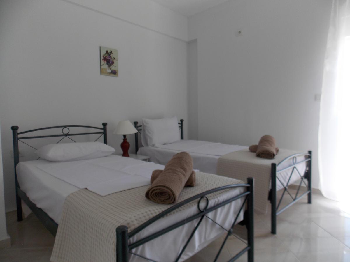 סרנדה Zeta'S Apartments מראה חיצוני תמונה