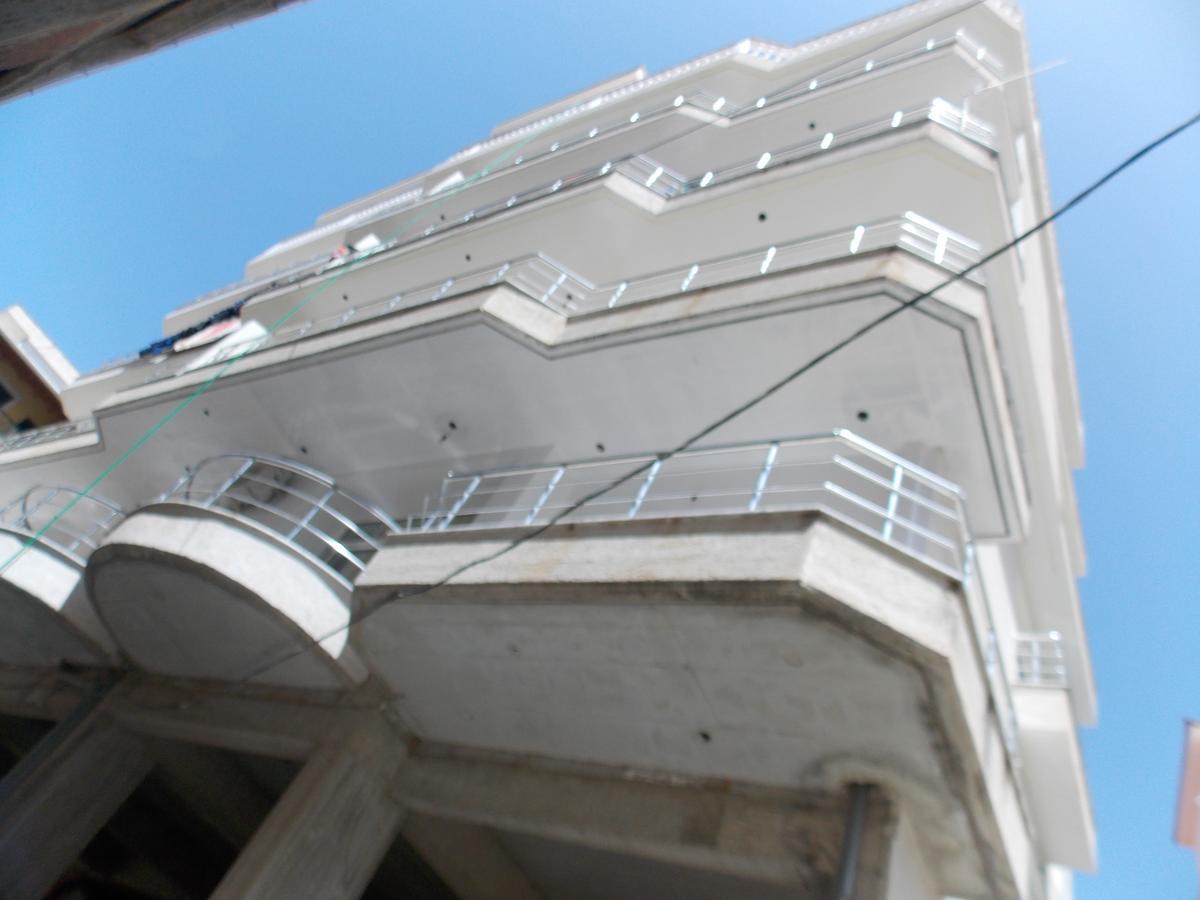 סרנדה Zeta'S Apartments מראה חיצוני תמונה