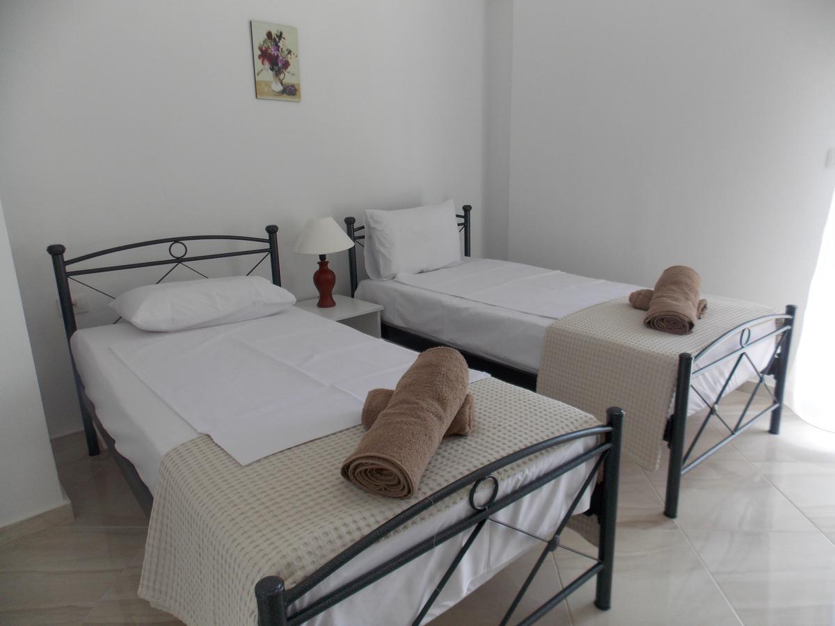סרנדה Zeta'S Apartments מראה חיצוני תמונה