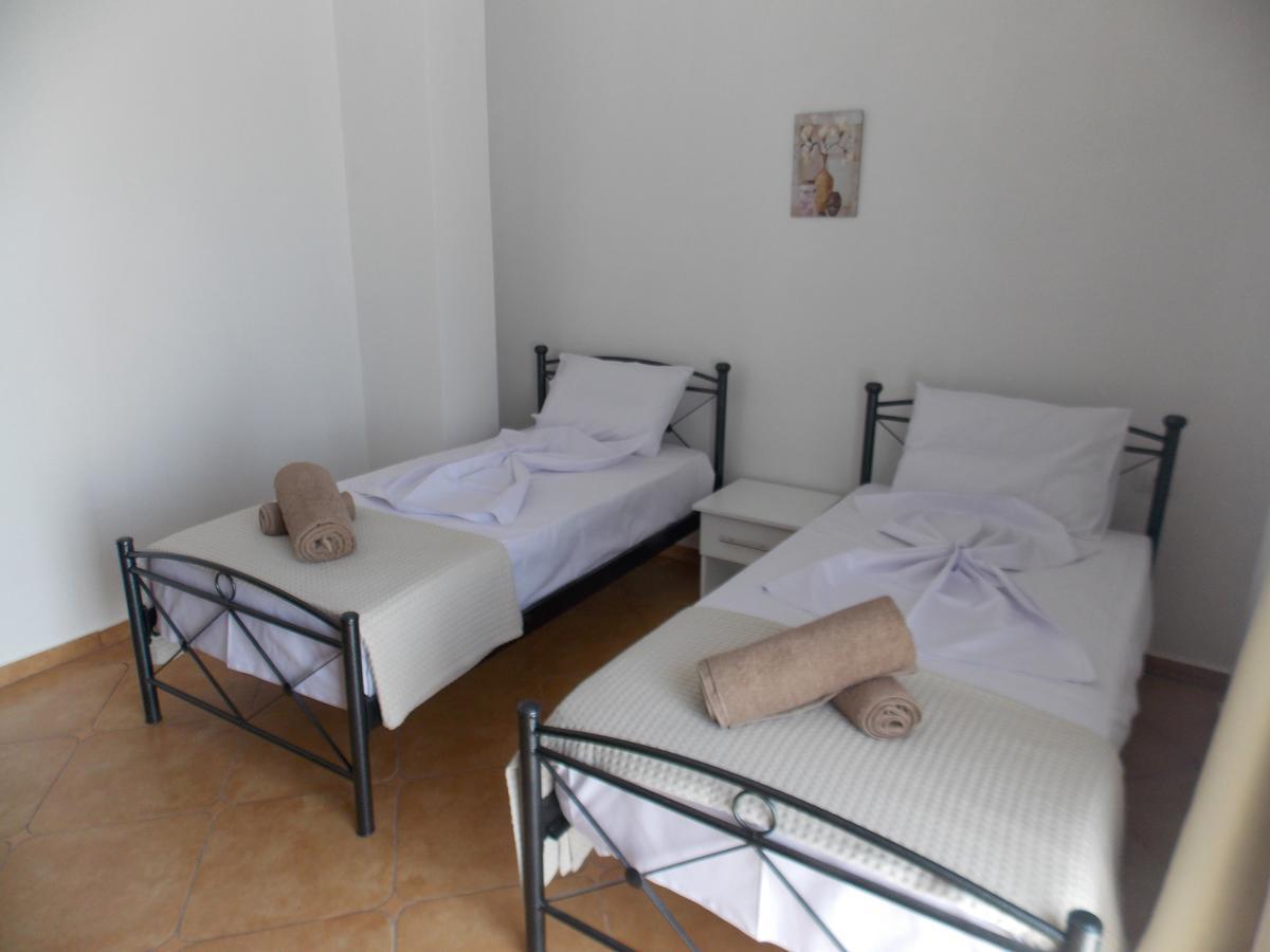 סרנדה Zeta'S Apartments מראה חיצוני תמונה