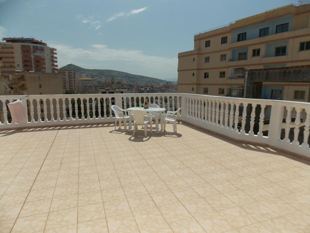 סרנדה Zeta'S Apartments מראה חיצוני תמונה