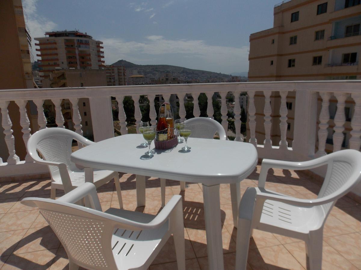 סרנדה Zeta'S Apartments מראה חיצוני תמונה
