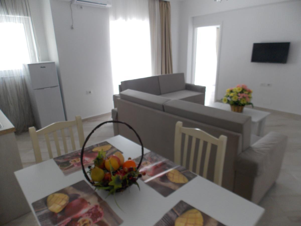 סרנדה Zeta'S Apartments מראה חיצוני תמונה