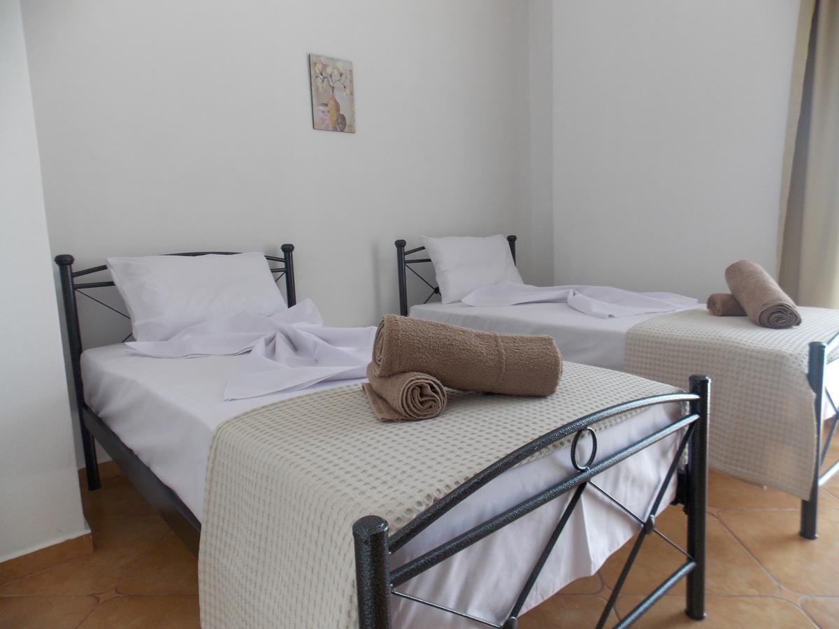 סרנדה Zeta'S Apartments מראה חיצוני תמונה