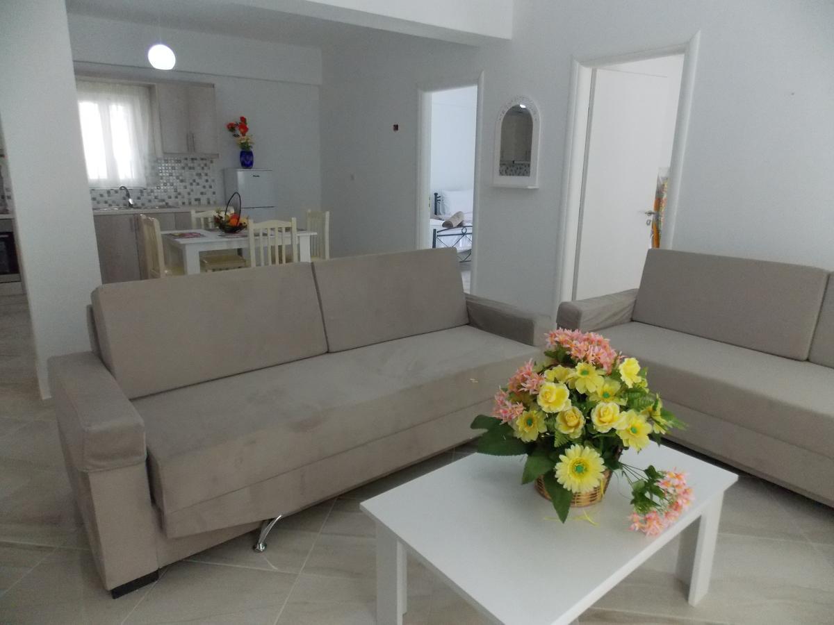סרנדה Zeta'S Apartments מראה חיצוני תמונה