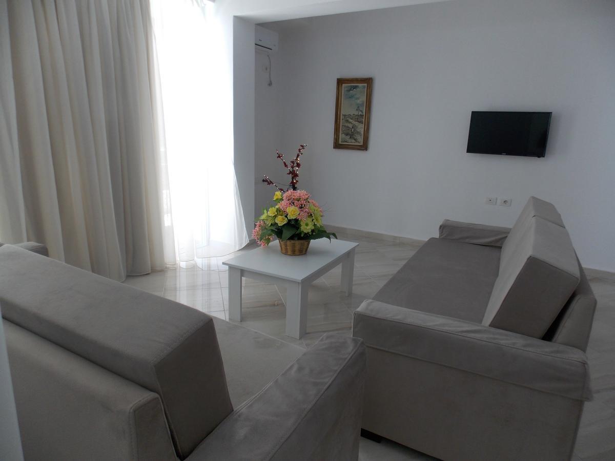 סרנדה Zeta'S Apartments מראה חיצוני תמונה