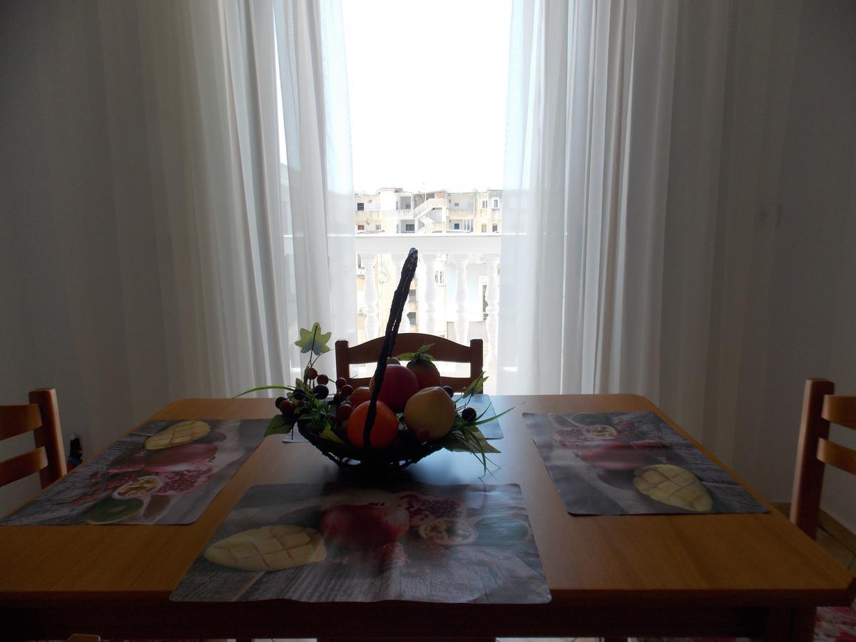 סרנדה Zeta'S Apartments מראה חיצוני תמונה